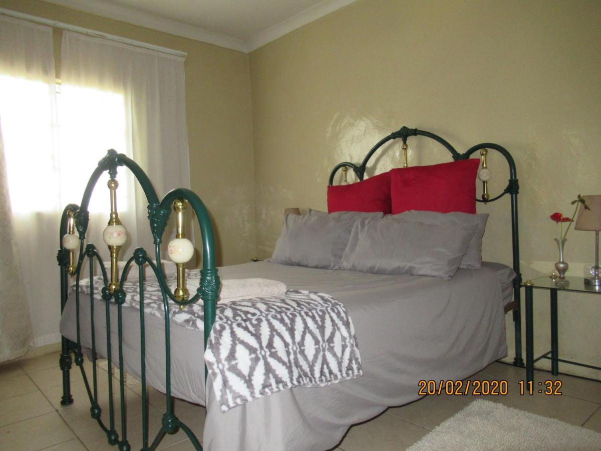 Elandskloof Trout Farm Guest House Dullstroom Bagian luar foto