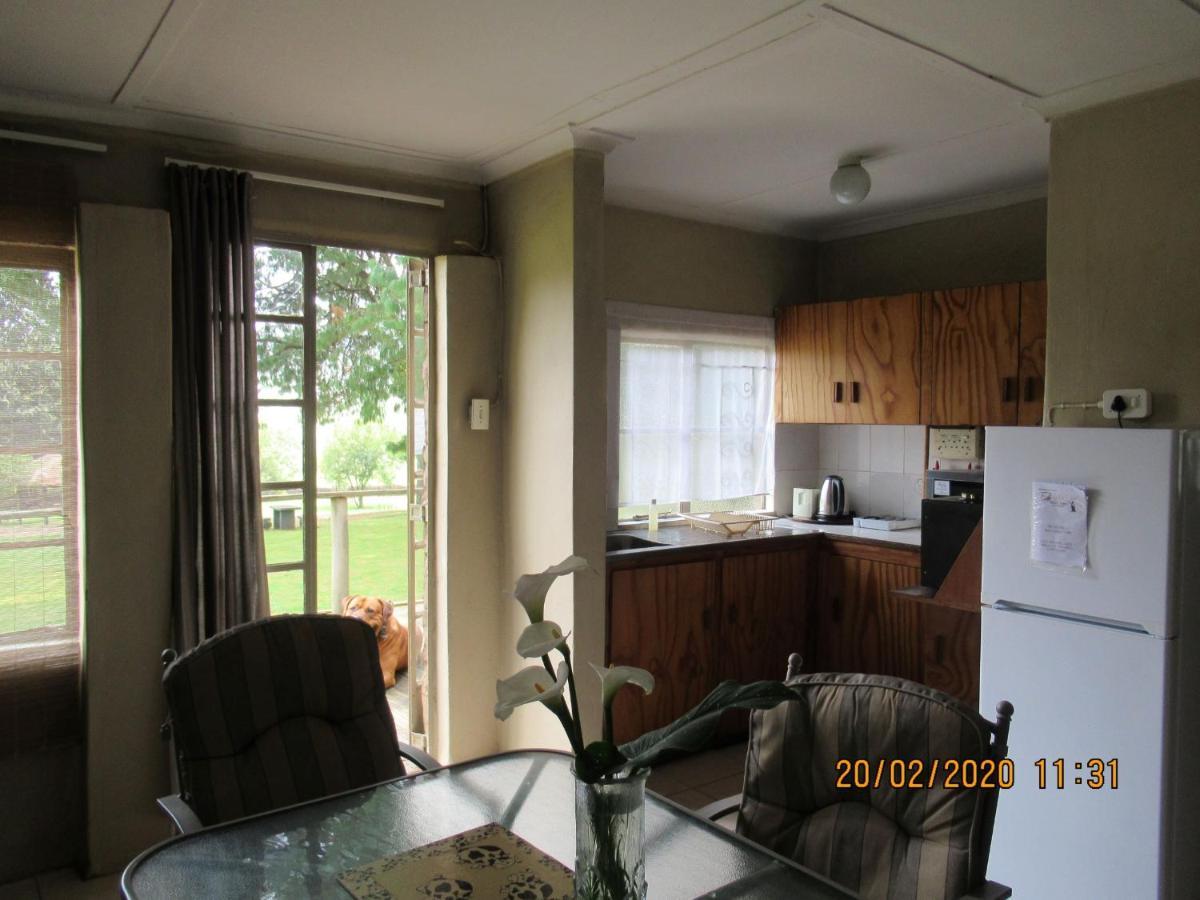 Elandskloof Trout Farm Guest House Dullstroom Bagian luar foto