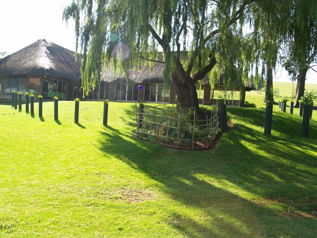 Elandskloof Trout Farm Guest House Dullstroom Bagian luar foto